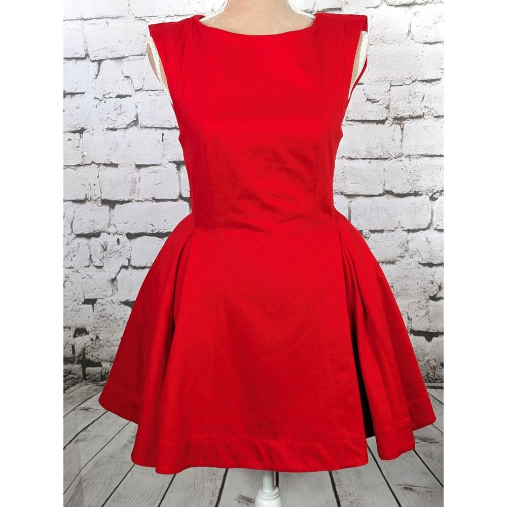ANTHROPOLOGIE MAEVE Structured Fit & Flare Dress Chili Red Pockets Girly Size 4